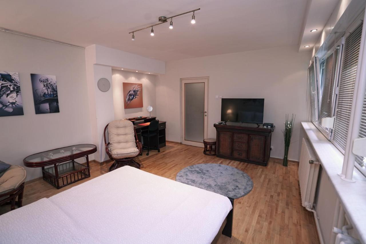 Ratan Apartment Belgrade Luaran gambar